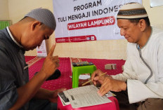 Ketika Jemari Mengeja Kalam Ilahi: Kisah Haru Komunitas Tuli Mengaji di Balik Hening Masjid Baitussalam