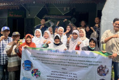Dari Sampah Jadi Rupiah, Tim Pengabdian Unila Terapkan Mesin Pengolah Plastik di Pringsewu