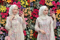 Gemini AI Hadirkan Potret Fantasi Floral yang Realistis, Perpaduan Fashion Hijab dan Nuansa Dreamy Penuh Warna