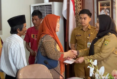 Pemkot Bandar Lampung Salurkan Bansos Rp283 Juta untuk Korban Musibah, Bunda Eva: Bentuk Kepedulian Pemerintah