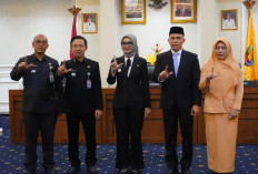Lantik Kepala Biro Adpim, Jihan Tekankan Penguatan Sinergi Antar perangkat Daerah