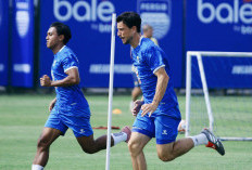 Link Live Streaming Persik vs Persib: Brawijaya Membara! Macan Putih Tantang Maung Bandung