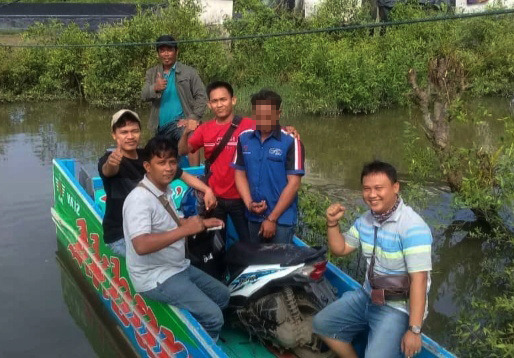 Unik, Gunakan Perahu untuk Buru dan Amankan BB Sepeda Motor