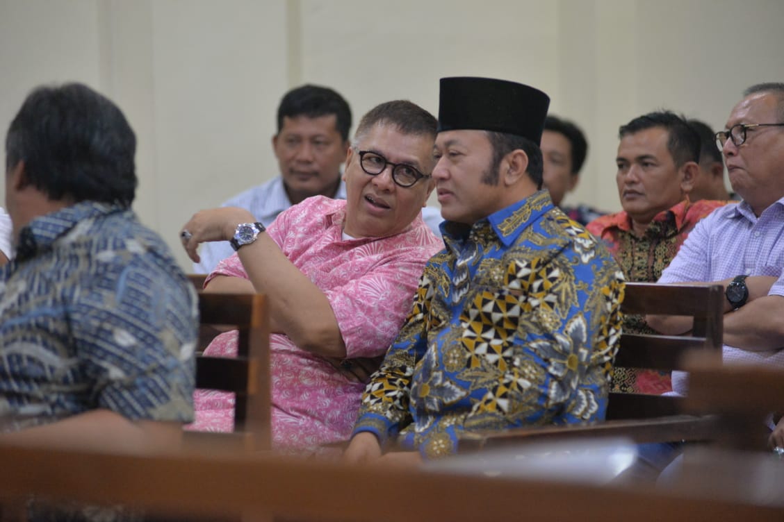 Alzier, Zainudin Hasan Duduk Bareng di Persidangan Agus BN dan Anjar