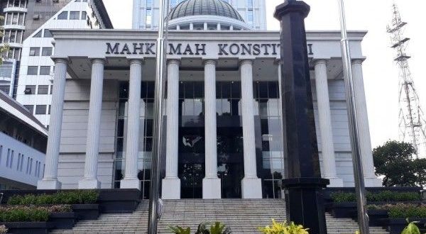 e-KTP Sebagai Syarat Memilih Inkonstitusional