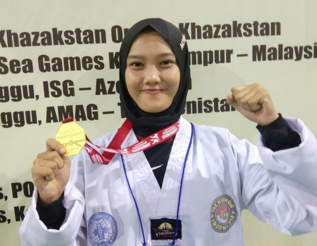 Mahasiswi UM Metro Raih Medali Emas Taekwondo