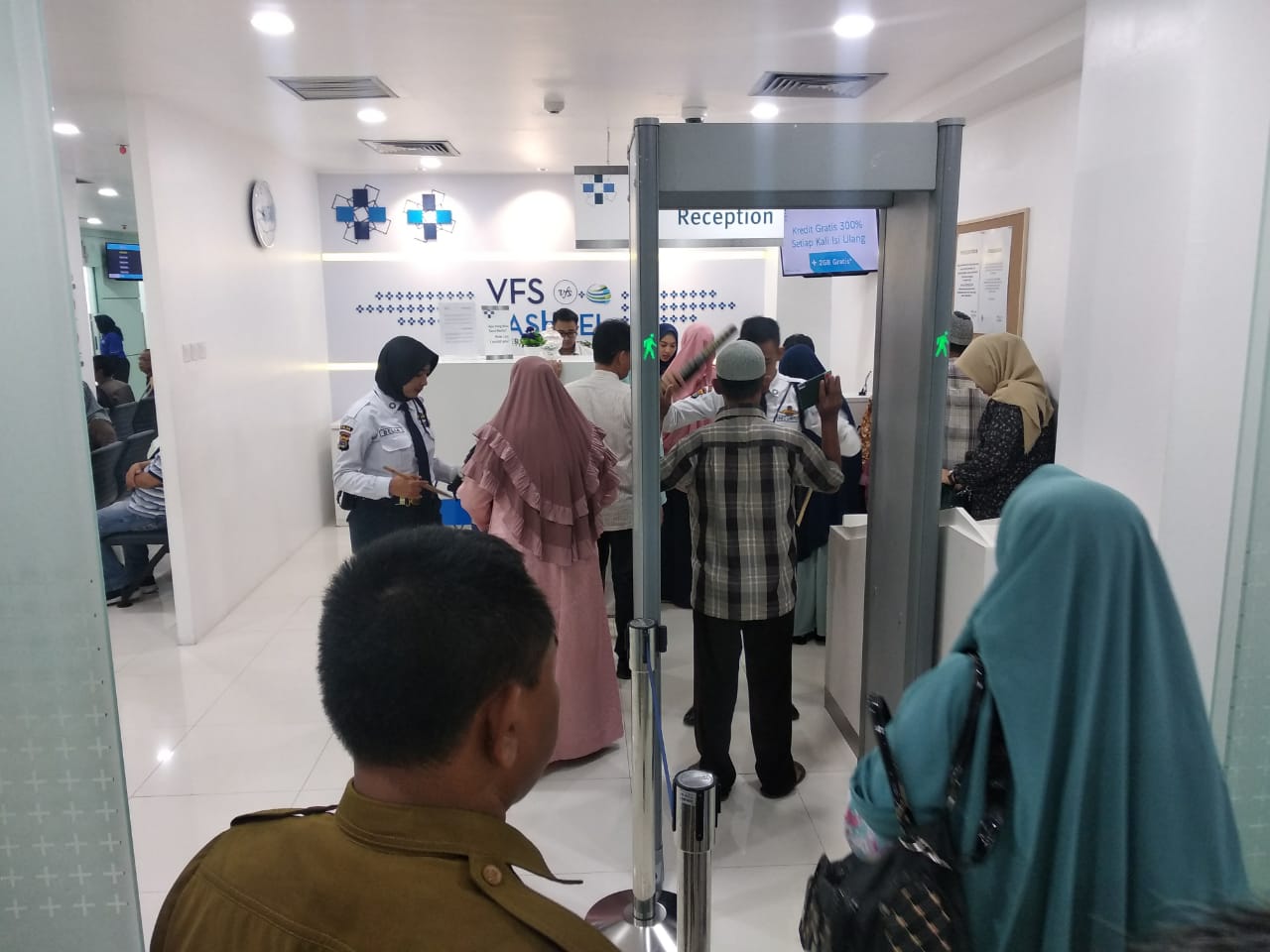 Hari Pertama, 118 CJH Bandarlampung Rekam Biometrik