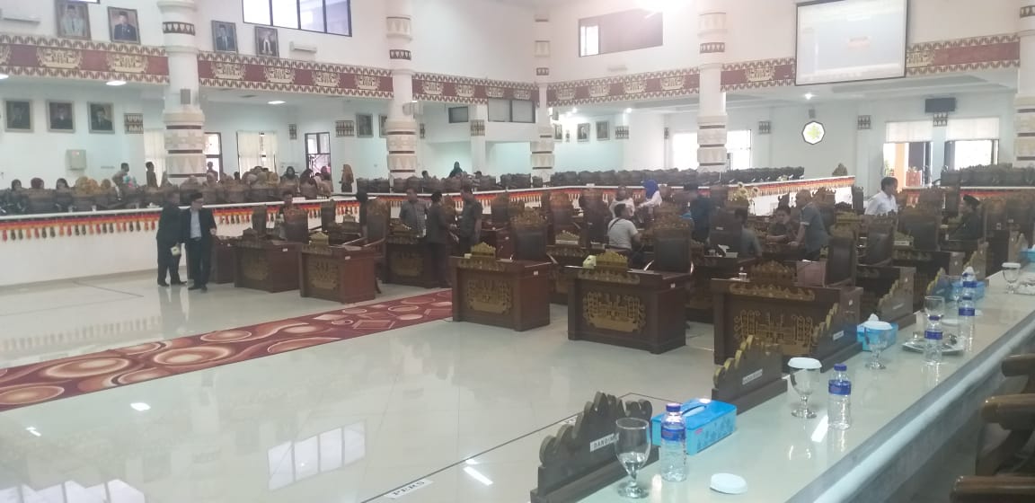 Paripurna LKPJ Kembali Ditunda, Giliran Pihak Eksekutif Tidak Hadir