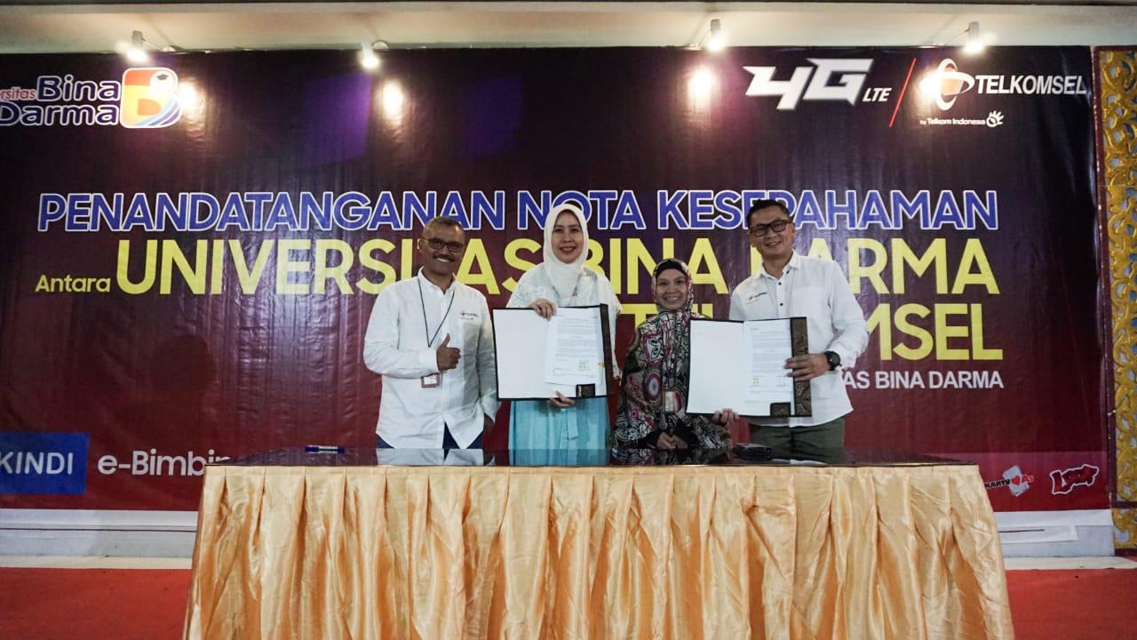 Telkomsel Digitalisasikan Universitas Bina Darma