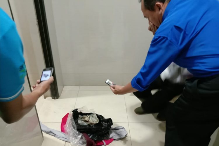 Mayat Bayi Ditemukan di Toilet Pusat Perbelanjaan