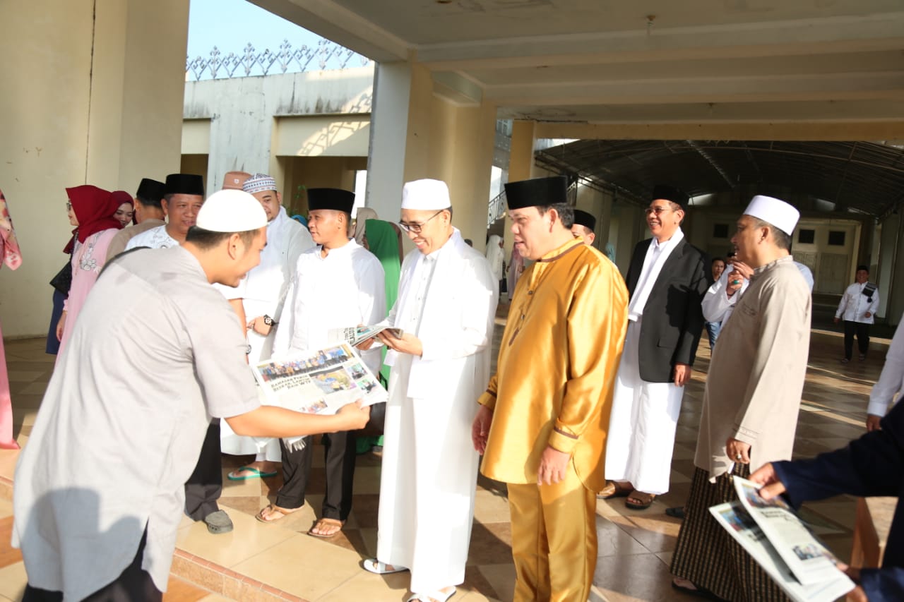 Bupati Sujadi Ajak Warga Makmurkan Masjid