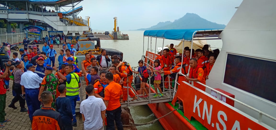 Astaghfirullah, Kapal KMP Persada II Kandas di Tengah Pelayaran ke Bakauheni