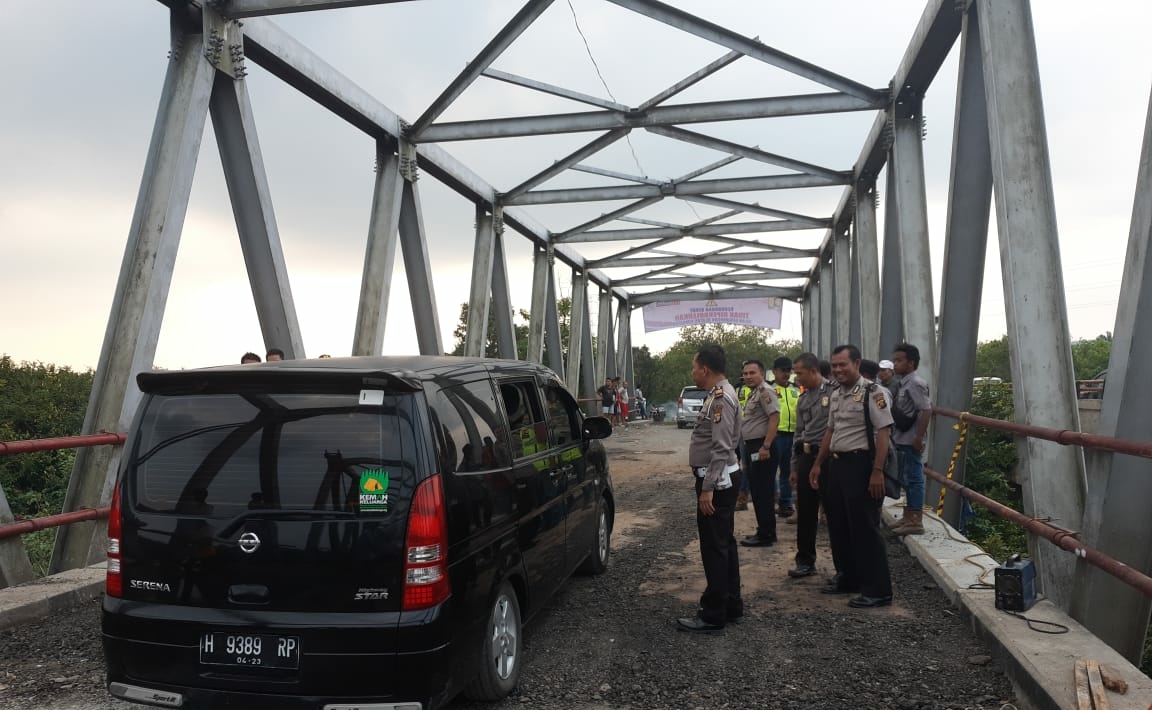 Uji Coba Dibuka Pasca Ambrol, Ini Batas Tonase Jembatan Way Mesuji