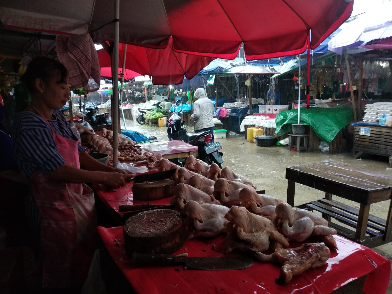 Malam Ini, Masyarakat di Lima Daerah Wajib Waspada Hujan Lebat Disertai Angin Kencang
