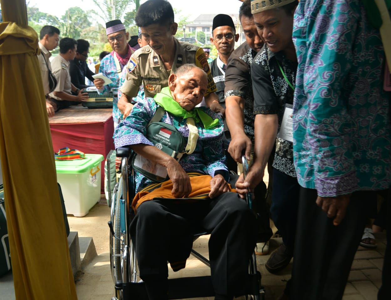 Dua Kloter Terakhir Haji Asal Lampung Diberangkatkan