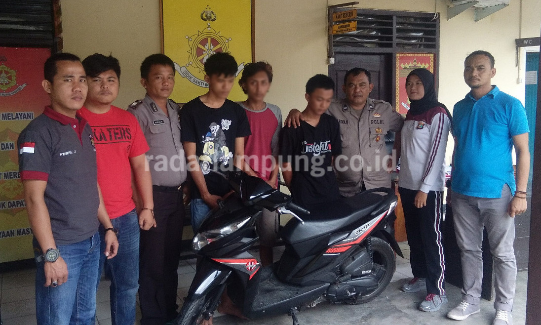 Tangkap Tiga Pencuri Motor Berikut Barang Bukti