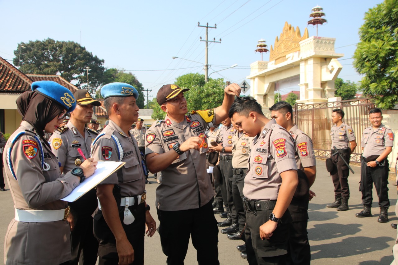 Ratusan Personel Polres Metro Diperiksa Provost