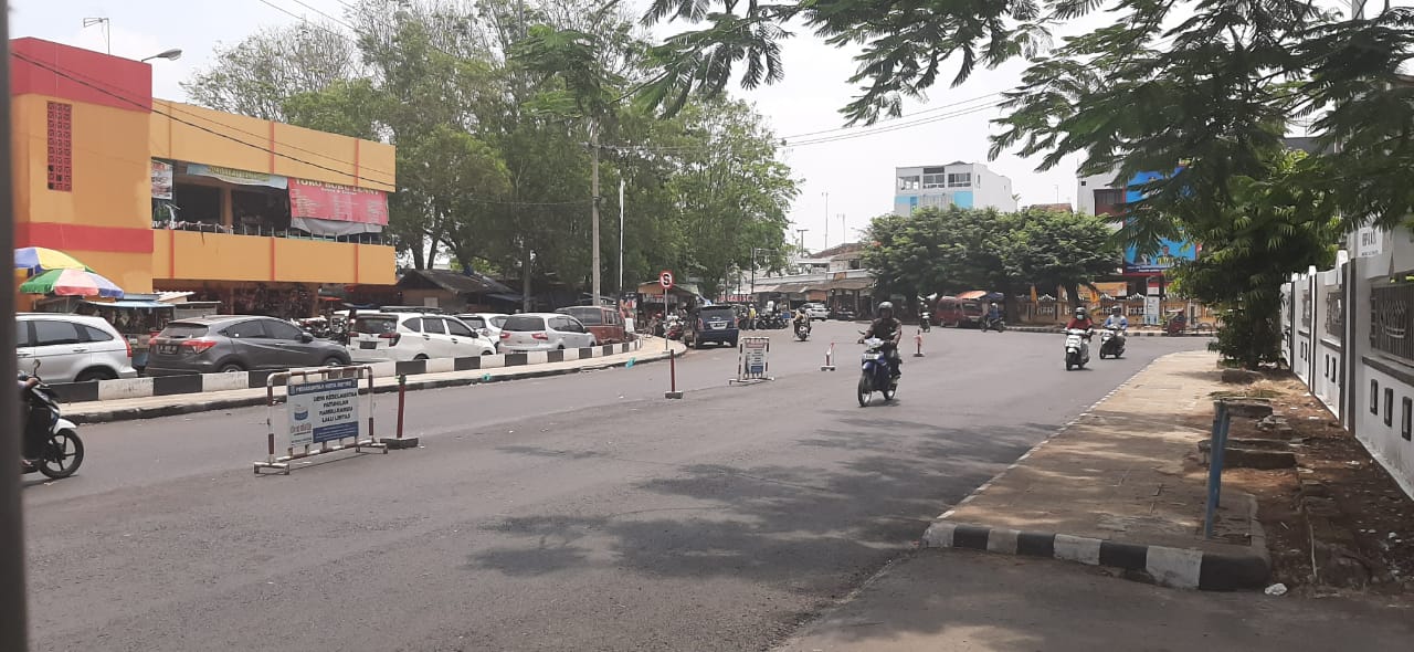 Pemeliharaan Jalan Imam Bonjol Kota Metro Terkesan Sia-sia