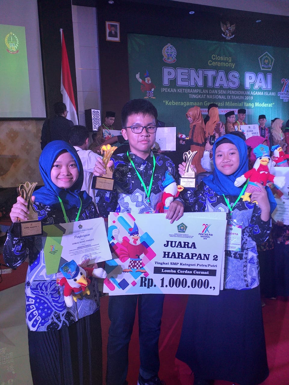 SMP Alkautsar Juara Harapan Pentas PAI Nasional