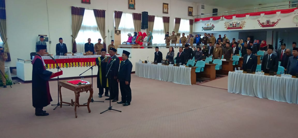 Dua Pimpinan Dewan Dilantik, Bupati Minta Ikut Awasi Penggunaan ADD