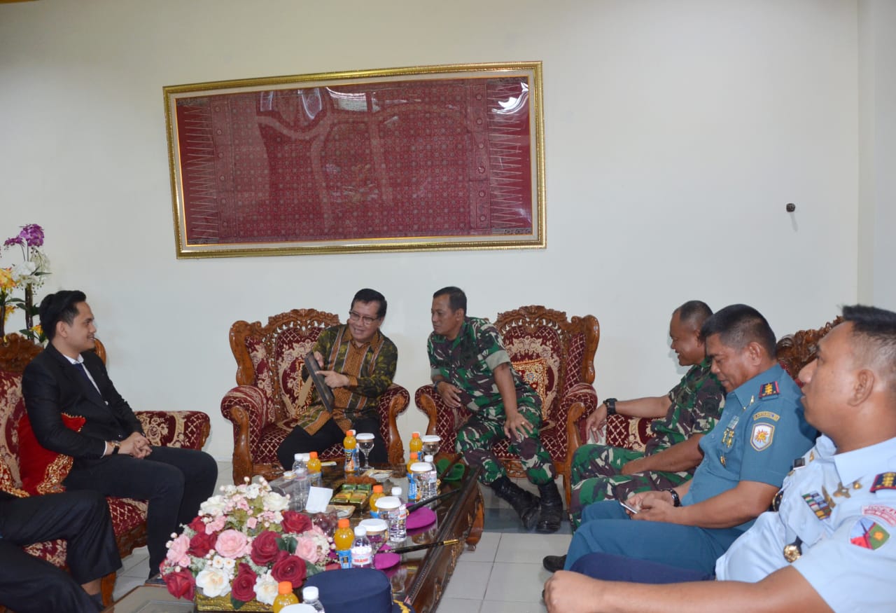 Empat Komandan Militer Goes to Universitas Teknokrat Indonesia