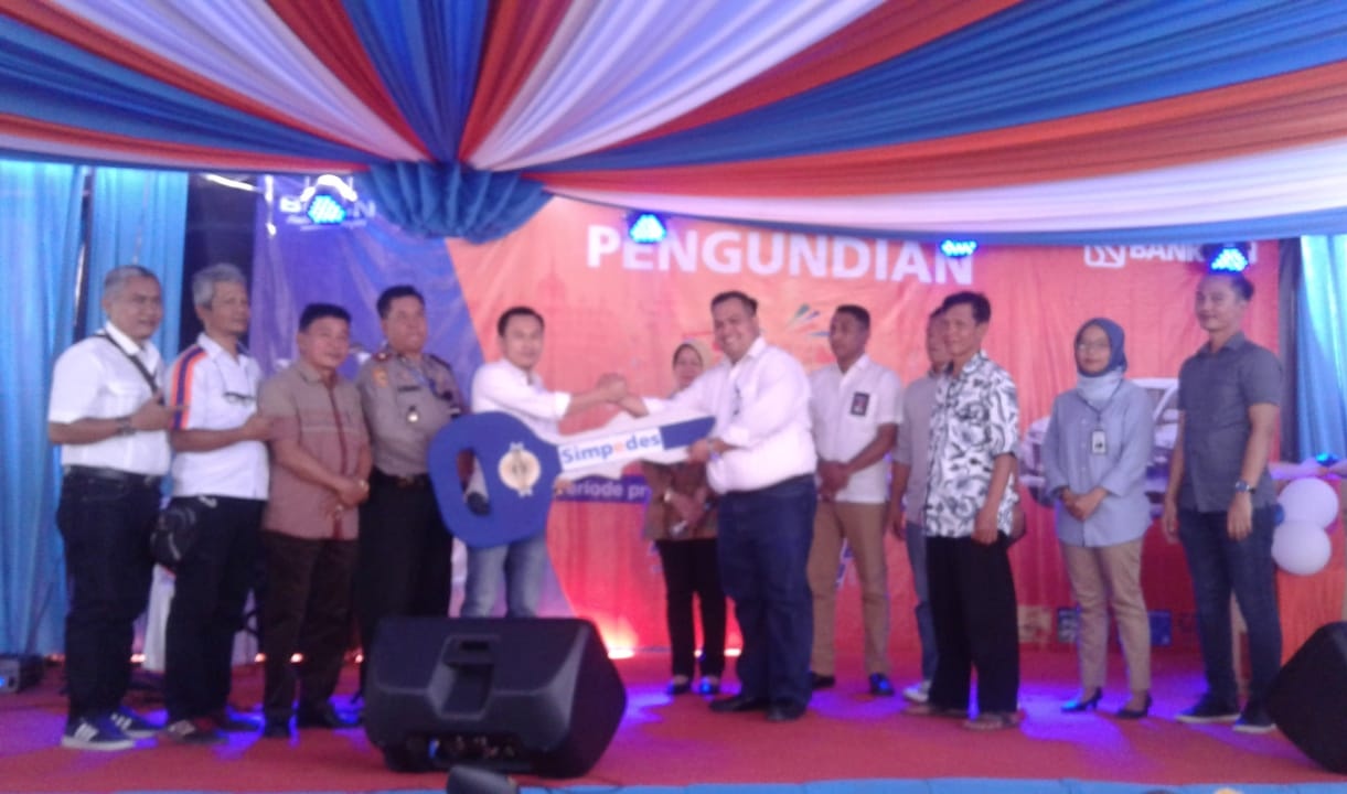 Nasabah BRI Unit Banyumas Raih Grand Prize Toyota New Avanza