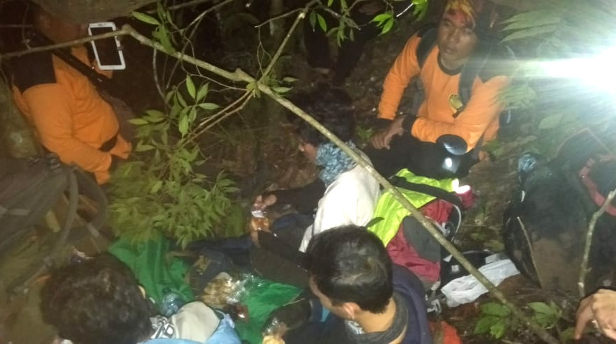 Alhamdulillah, Empat Mahasiswa Itera yang Tersesat di Gunung Seminung Ditemukan