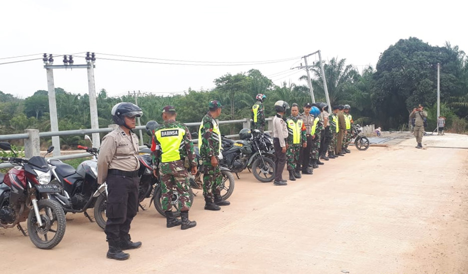 Kompak, Polisi-Tentara Patroli di Pakuanratu