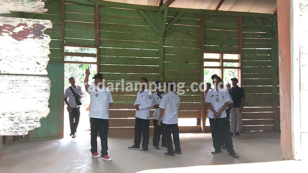 Tinjau SDN 2 Tanjung Betuah, Wabup Sampaikan Ada RKB Tahun Depan