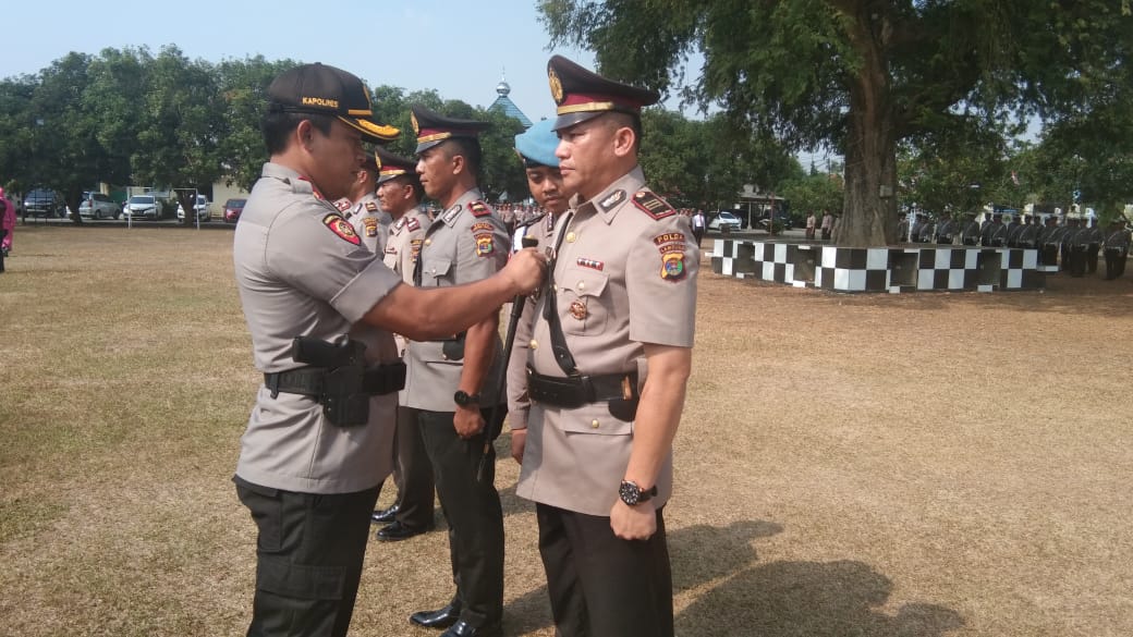 Sertijab Tiga Kapolsek, Ini Pesan Kapolres Lamteng