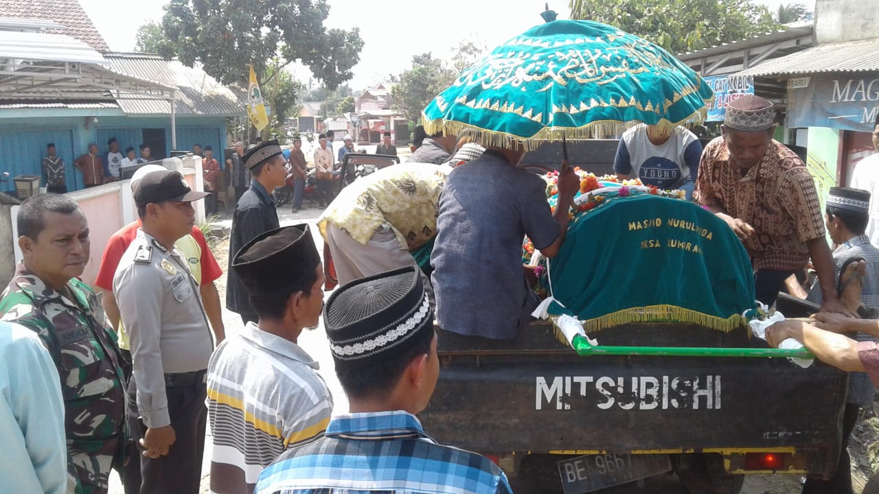 Haru, Iringi Pemakaman Korban Pembunuhan Anak Kandung