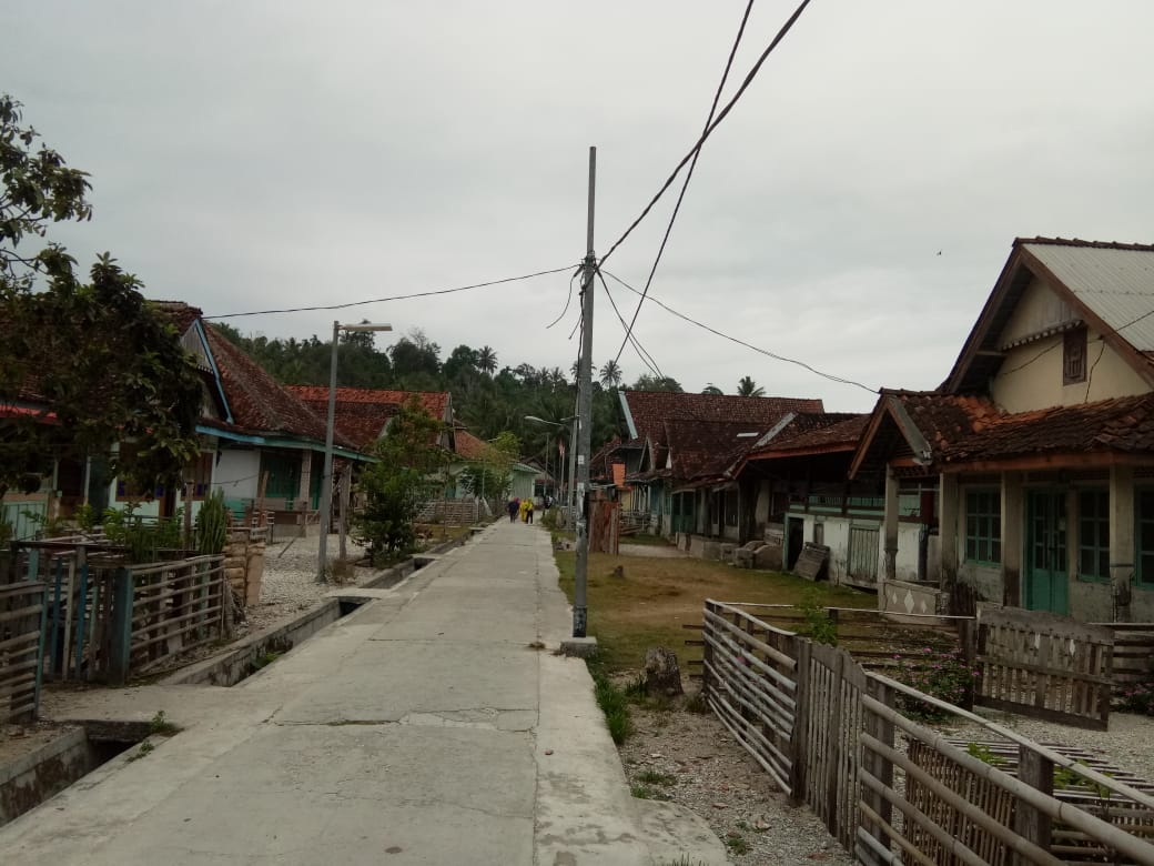 Listrik masuk Pulau Pisang, Ekonomi Meningkat