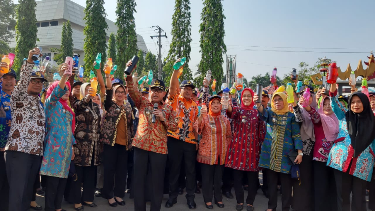 Disdikbud Lampung Deklarasikan EcO-Office