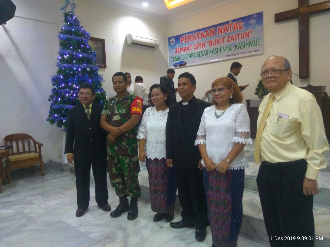 Babinsa Koramil 410-01/PJG Laksanakan Kegiatan Pengamanan Tempat Ibadah