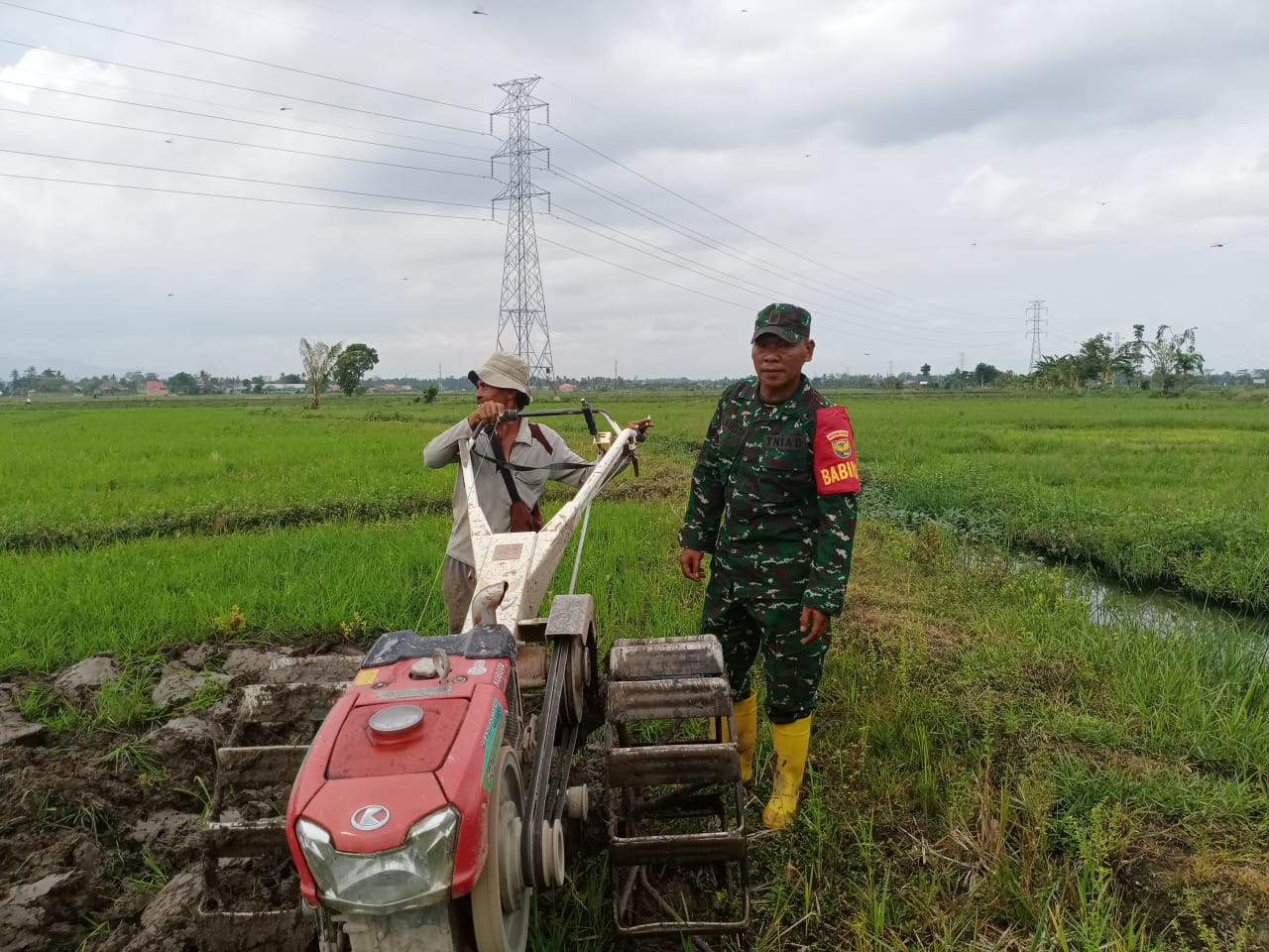 Babinsa Rajabasa Pendampingan Opsus