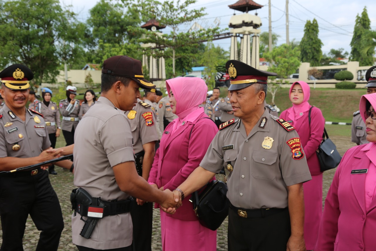 78 Personel Polres Lampura Naik Pangkat