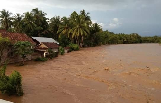 Listrik Padam, Puluhan Rumah Terendam