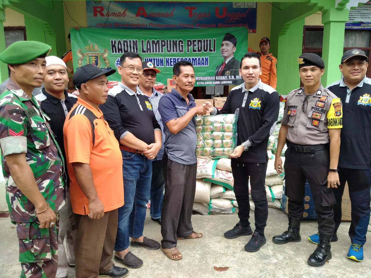 KADIN Lampung Peduli Salurkan Bantuan ke Warga Korban Banjir dan Tanah Longsor