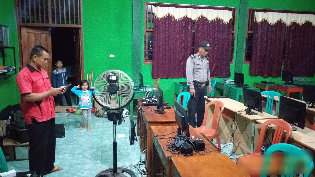 Lapor, Puluhan Laptop SMK Al Fajar Dicuri