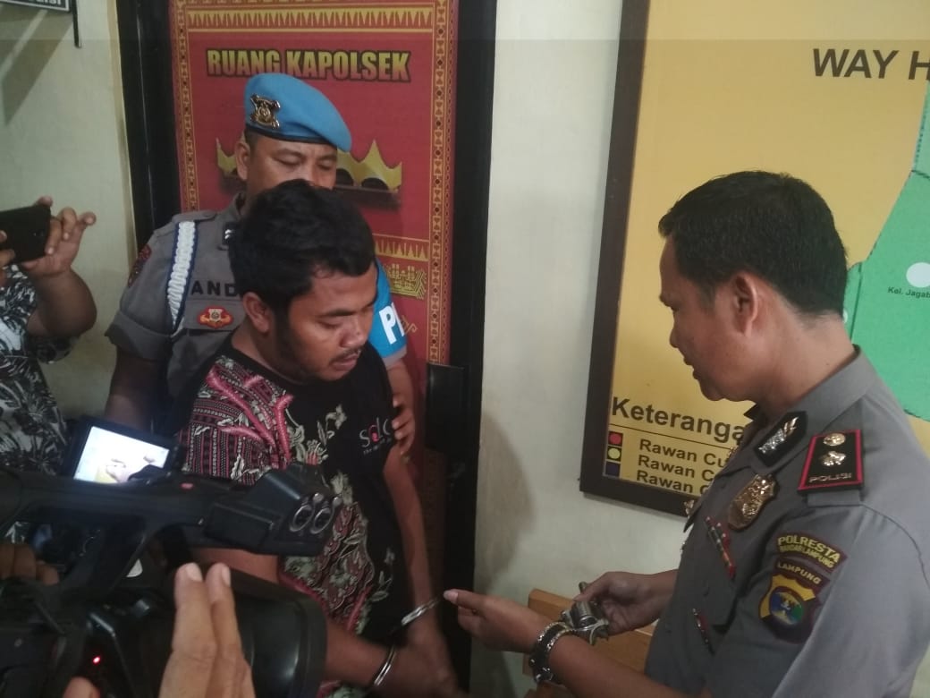 Simpan Senpi, Eh Diciduk Polisi Deh!