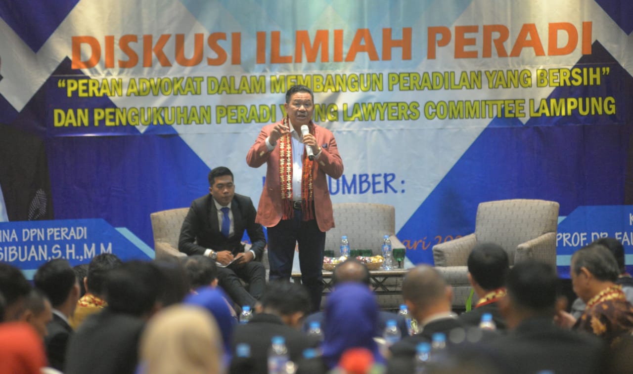 DPC Peradi Bandarlampung Gelar Diskusi Publik, Otto Hasibuan: Pengacara Muda Jangan Utamakan Uang!