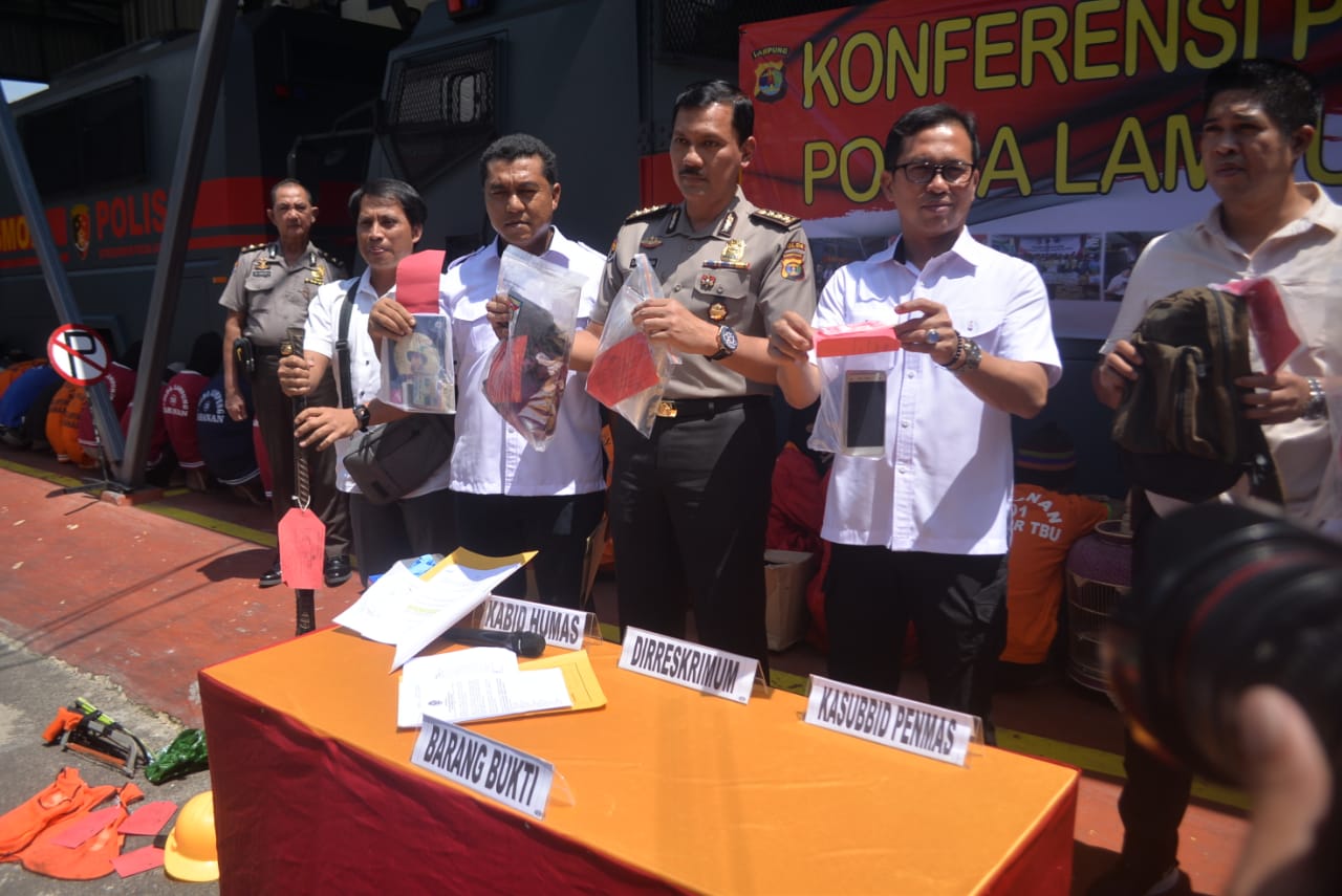 Dua Orang Debt Collector Diringkus Dalam Operasi Cempaka Krakatau