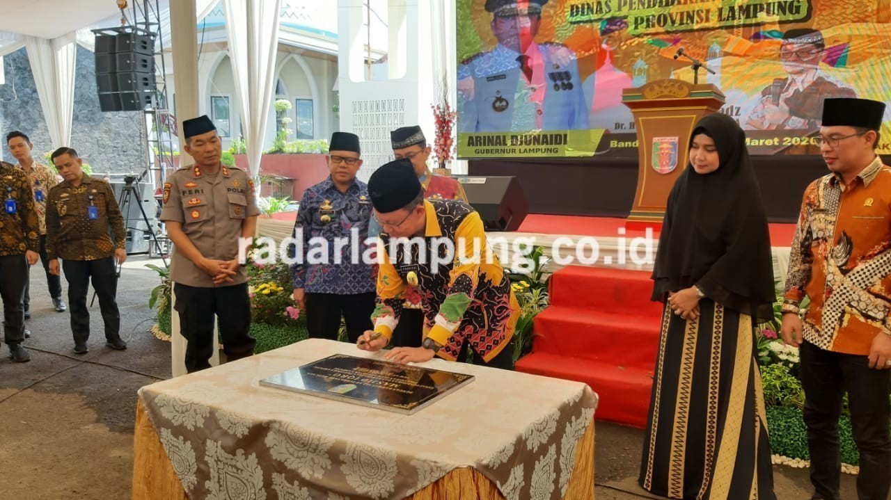 Selain Tempat Ibadah, Masjid Pusat Pendidikan Karakter