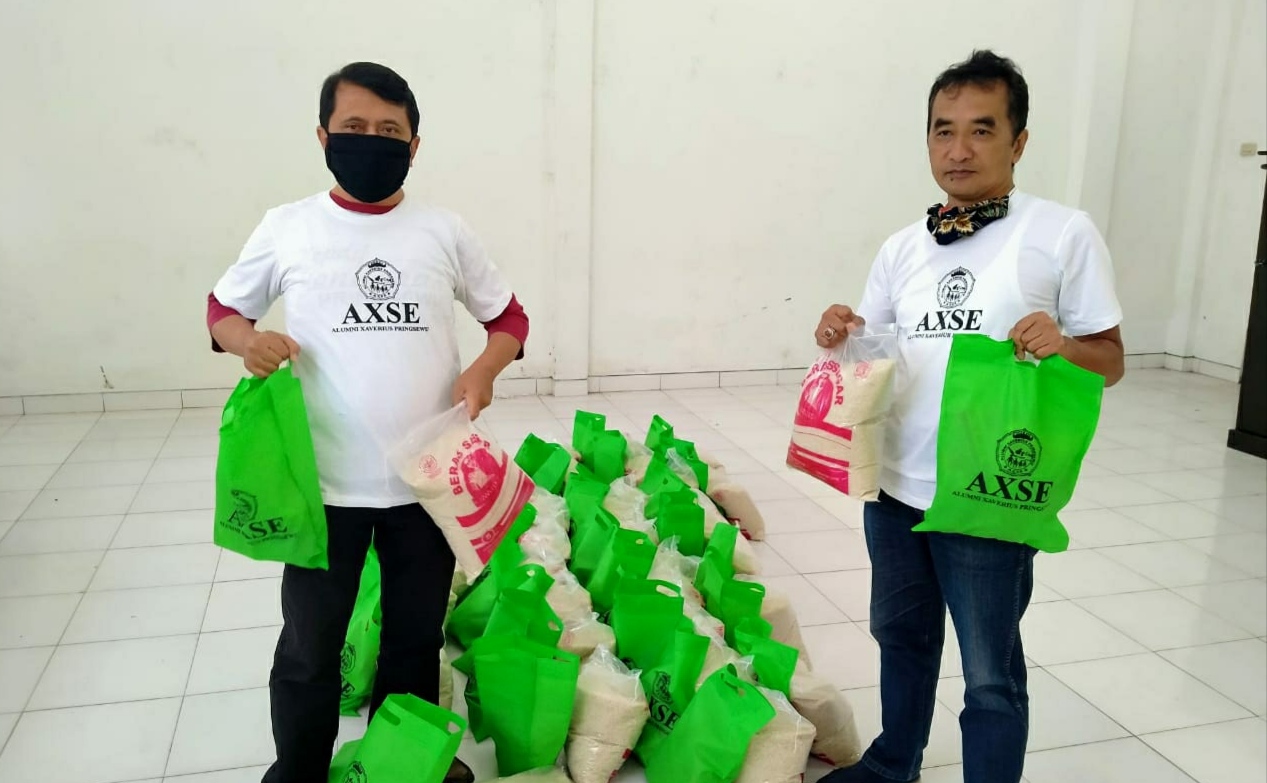 Axse Galang Donasi, Bagi Sembako untuk Warga Tidak Mampu