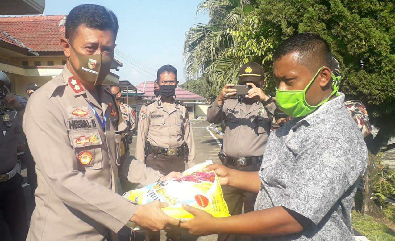 Polres Tanggamus Salurkan Bantuan Lima Ton Beras