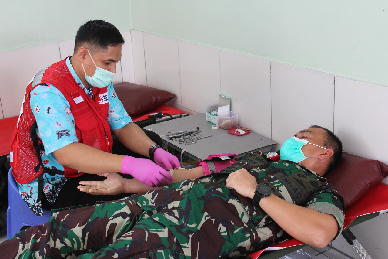 Dandim 0410/KBL Lakukan Donor Darah, Bentuk Kepedulian ke Masyarakat