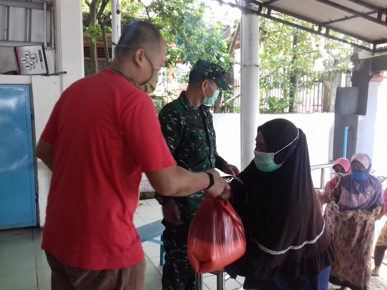 PTMTS Kotaagung Distribusikan Paket Sembako