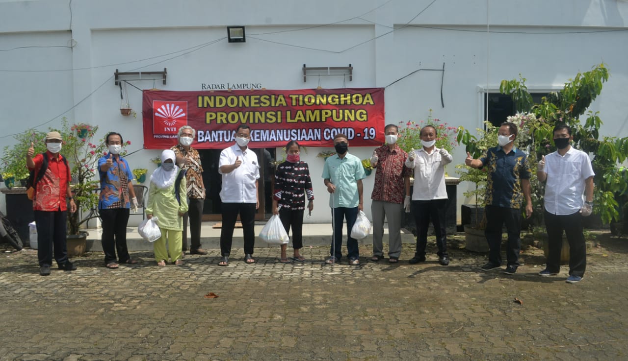 Radar Lampung, INTI Provinsi Lampung dan Majelis Taklim Rachmat Hidayat Salurkan Bantuan