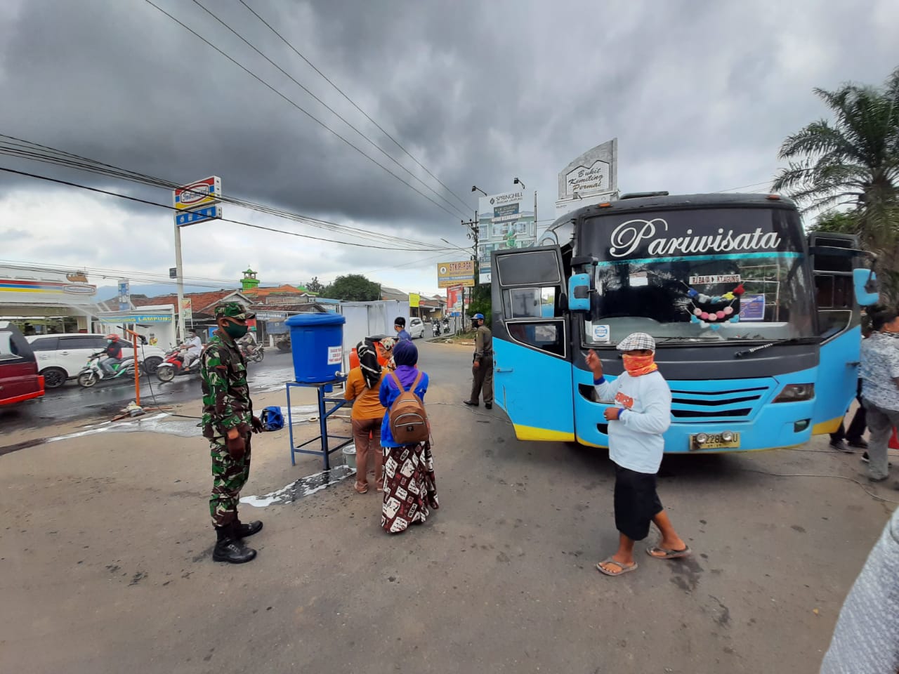 Kodim 0410/KBL Lakukan Pemeriksaan Kesehatan di Pos Pengamanan