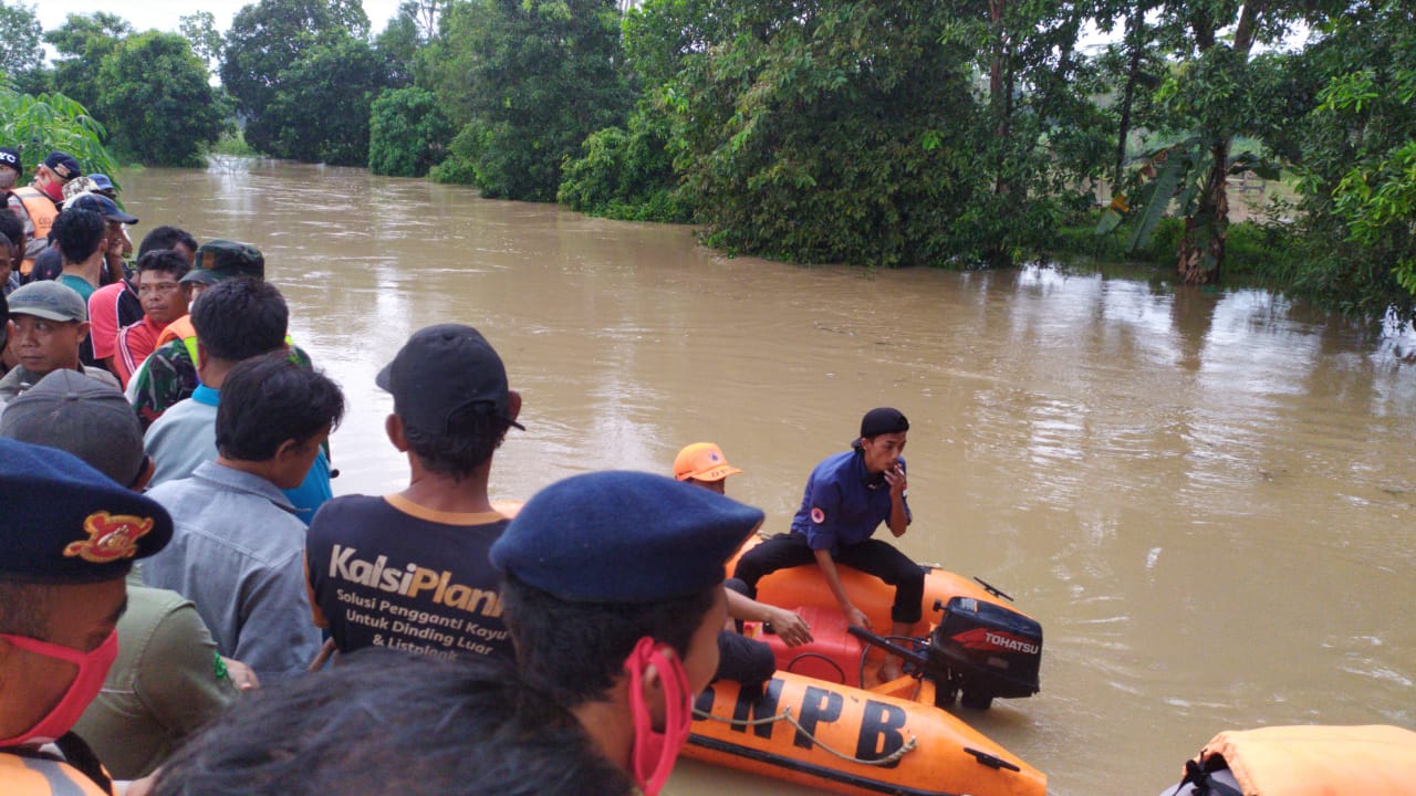 Warga Labuhanratu Tenggelam, Petugas Sisir Sungai